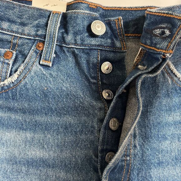 Levi’s Women’s 501 Premium Distressed Jeans W26 L26 High Rise Button Fly Raw Hem - Picture 5 of 9